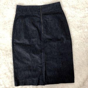 Halogen Skirts - Halogen Denim Pencil skirt, Size 6 Halogen Skirts - Halogen Denim Pencil skirt, Size 6